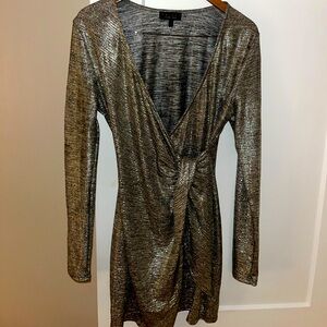 Metallic silver long sleeve mini dress ❄️